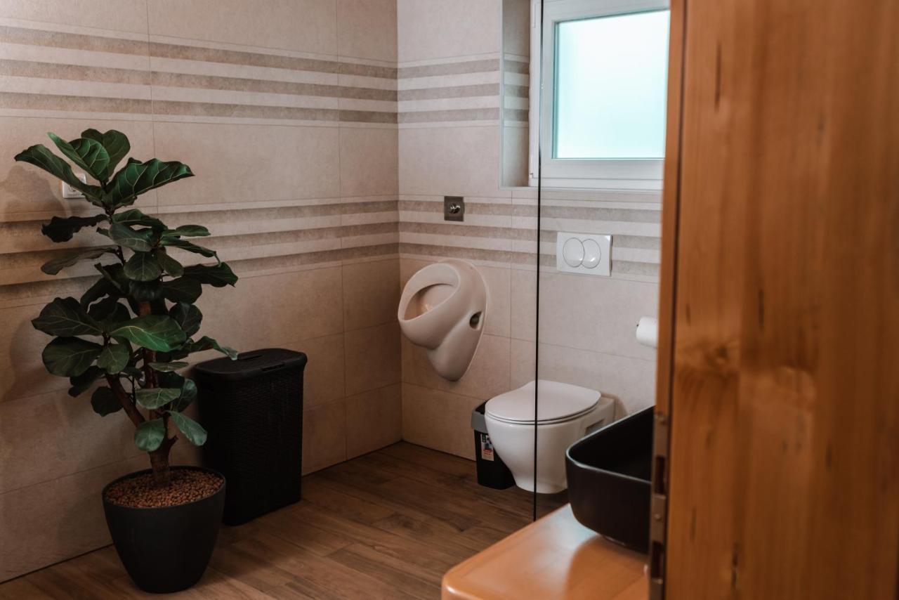 Apartmaji Gracner Dramlje Εξωτερικό φωτογραφία